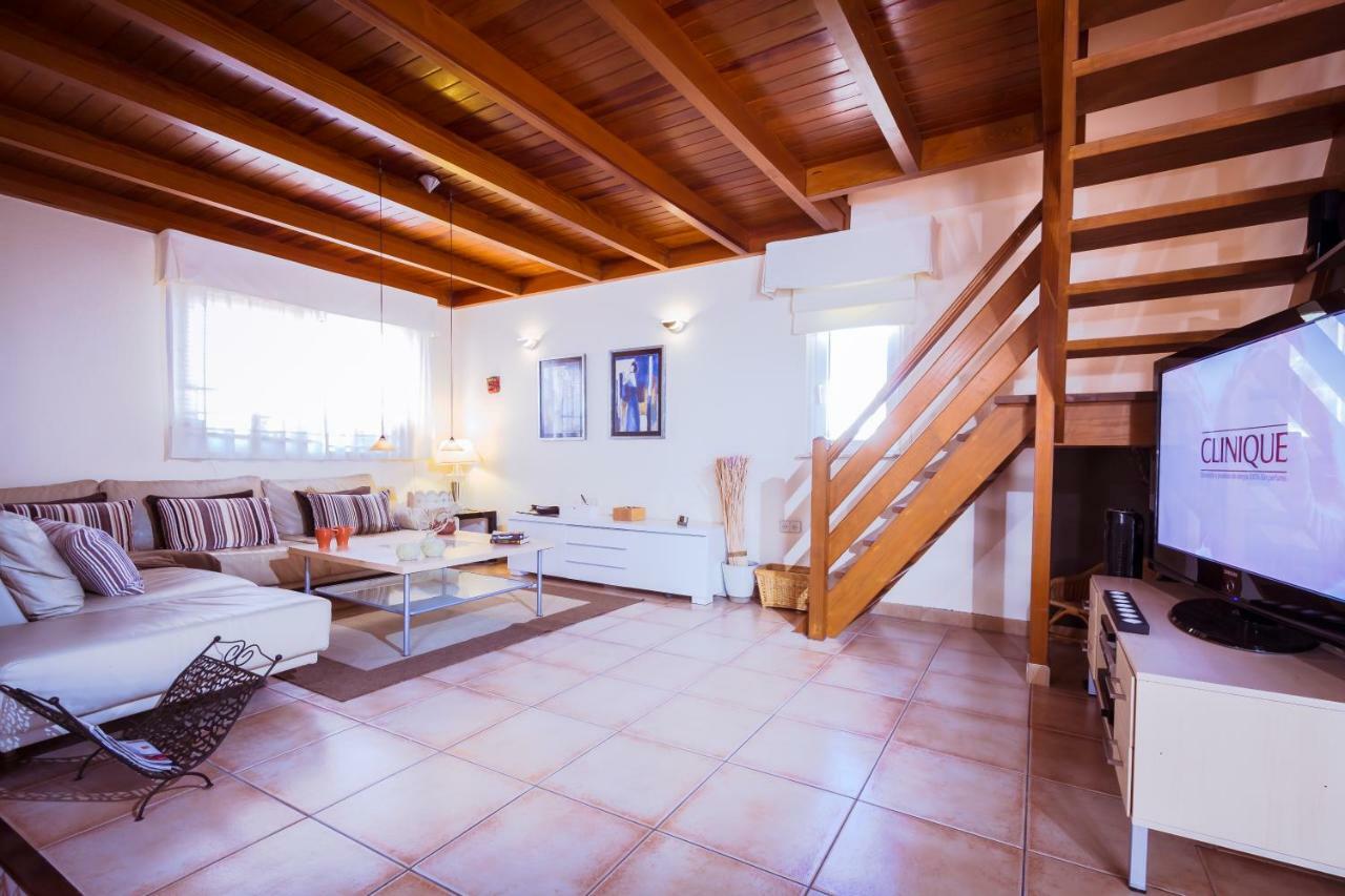 Villa Hibiscus Centrum Corralejo Beach Private Pool Family المظهر الخارجي الصورة